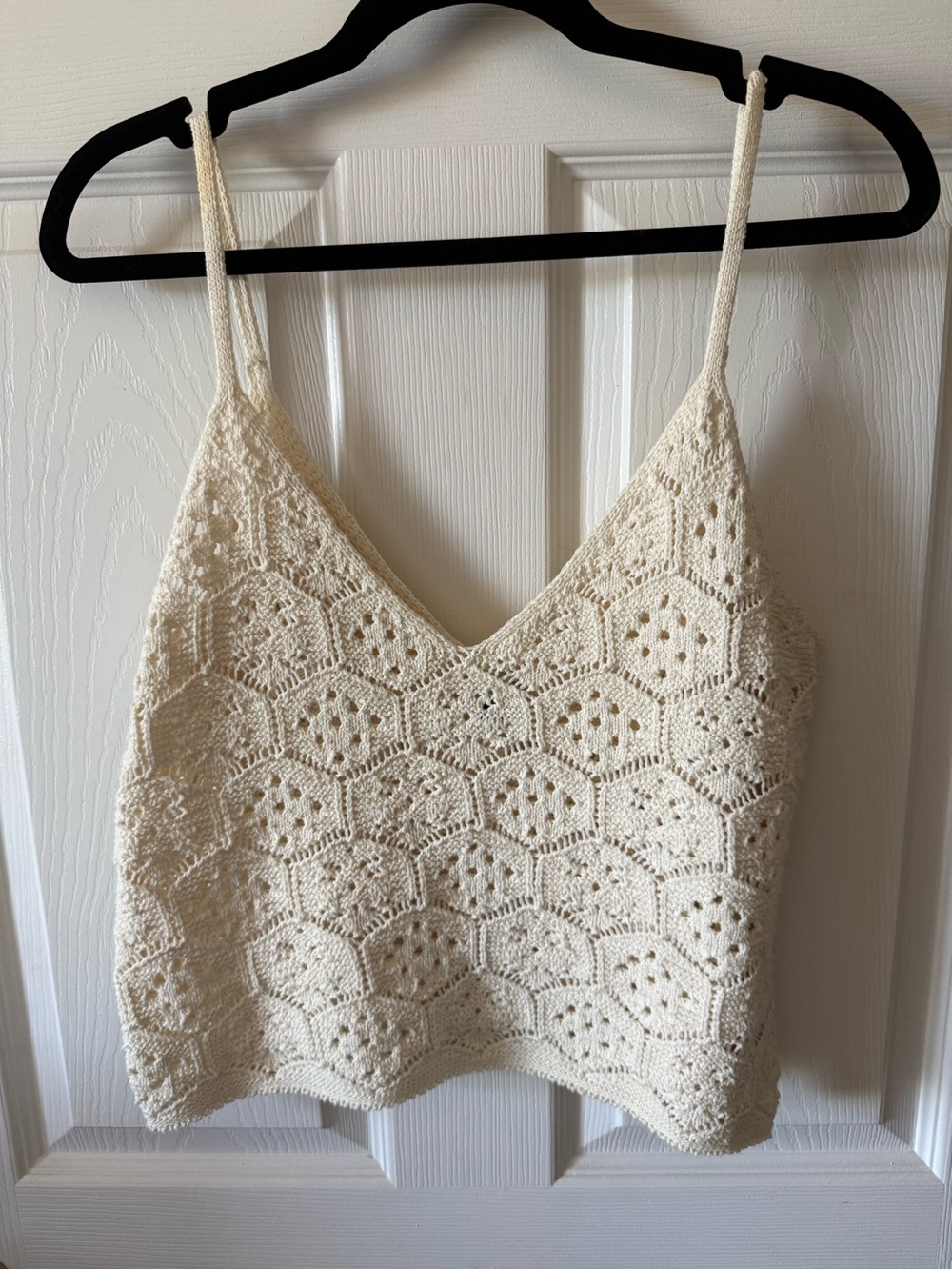 American Eagle Outfitters Cream Crochet V-Neck Spaghetti Strap Tank